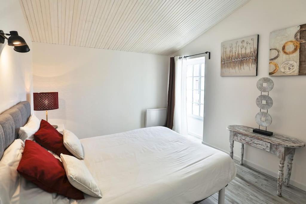 Le Cosy T2 Hypercentre ! Parking Inclus Et La Plage A 2 Min ! Les Sables-d'Olonne Exterior photo