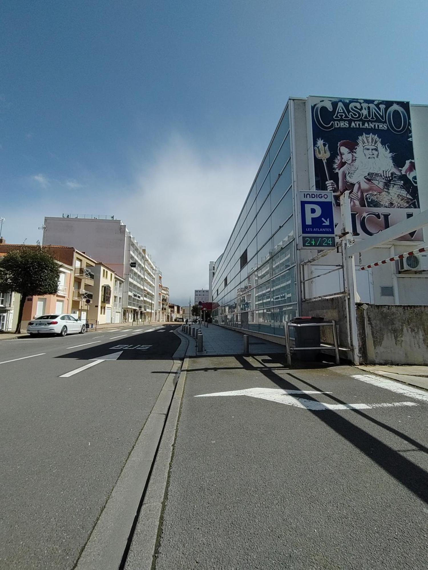 Le Cosy T2 Hypercentre ! Parking Inclus Et La Plage A 2 Min ! Les Sables-d'Olonne Exterior photo